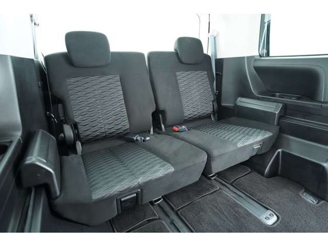 Mitsubishi DELICA D5 2021-10 711-9