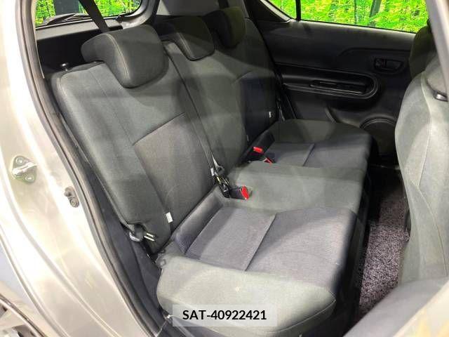 Toyota AQUA 2015-11 389328-9