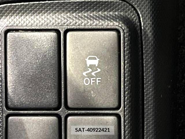Toyota AQUA 2015-11 389328-7