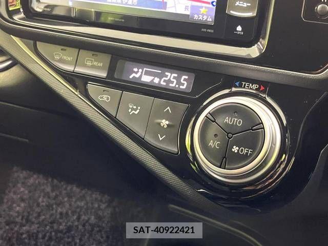 Toyota AQUA 2015-11 389328-6