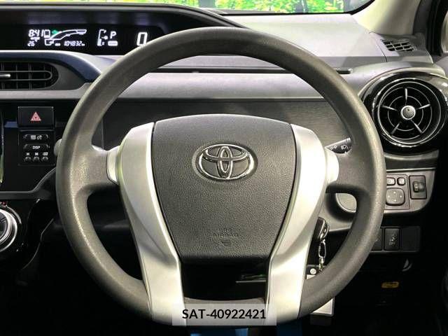 Toyota AQUA 2015-11 389328-11