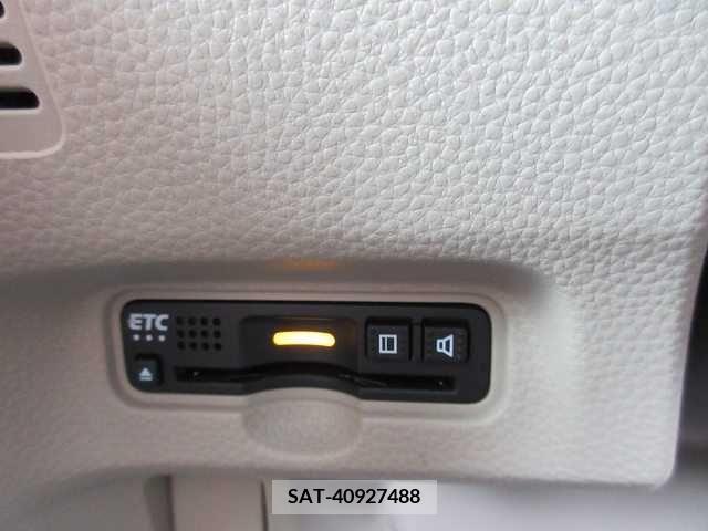 Honda N BOX 2018-01 205101-7