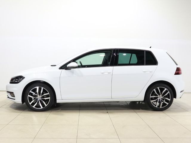 VolksWagen GOLF 2018-07 21335-4