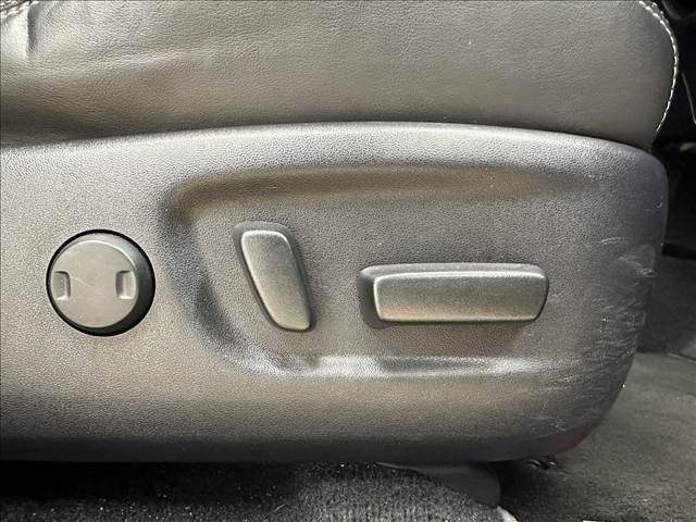 Toyota HARRIER 2018-10 17839-5