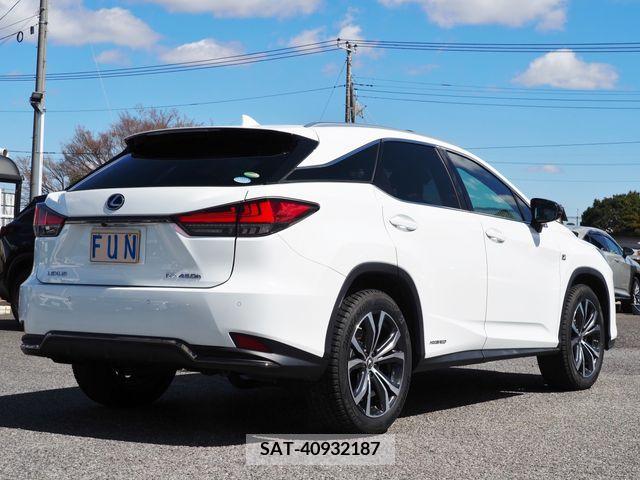 Lexus RX 2021-02 233420-4