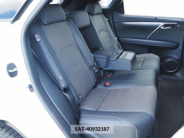 Lexus RX 2021-02 233420-15