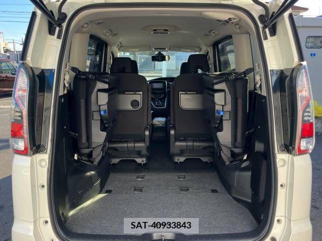 Nissan SERENA 2019-01 367613-11