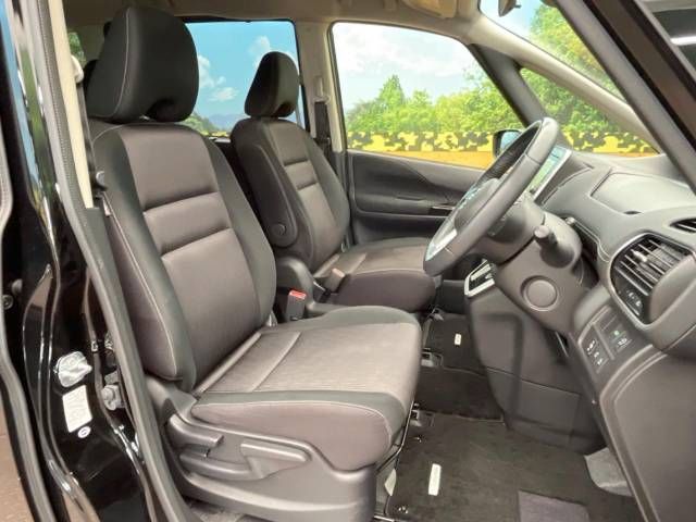 Nissan SERENA 2016-09 21891-8