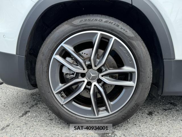 Amg GLB-Class 2022-03 382687-19