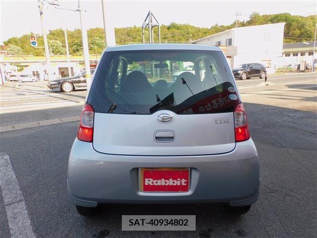 Daihatsu ESSE 2011-06 268694-6