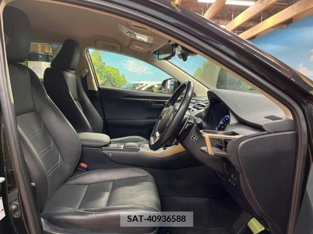 Lexus NX 2017-12 334397-8