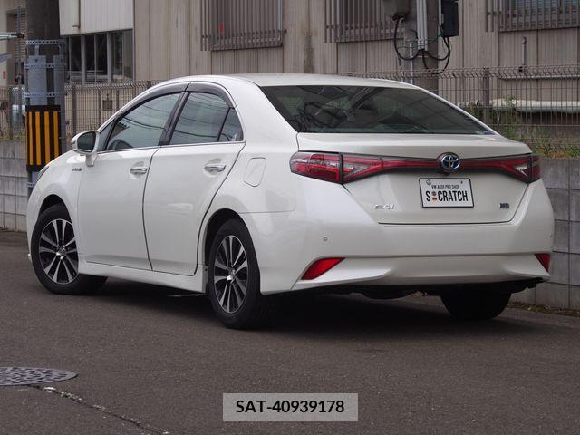 Toyota SAI 2015-10 284218-2