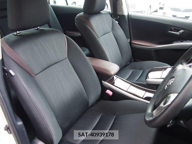 Toyota SAI 2015-10 284218-4
