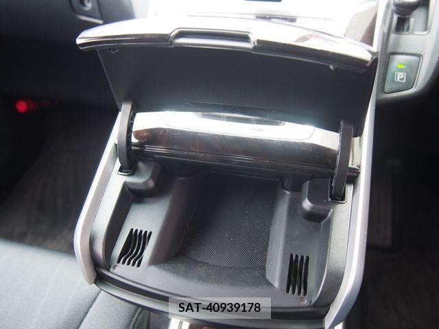 Toyota SAI 2015-10 284218-16