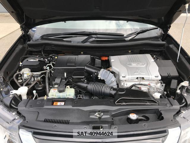 Mitsubishi OUTLANDER PHEV 2016-02 393168-29