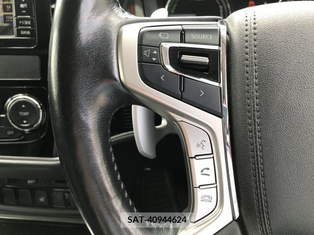 Mitsubishi OUTLANDER PHEV 2016-02 393168-22