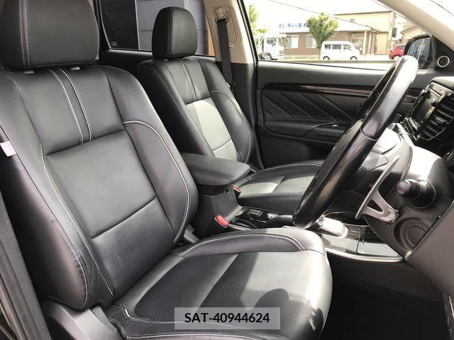 Mitsubishi OUTLANDER PHEV 2016-02 393168-10