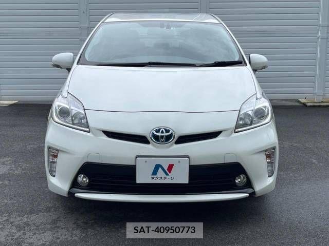 Toyota PRIUS 2014-01 351655-13