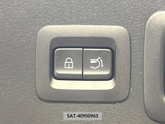Mazda CX-30 2021-12 243529-8