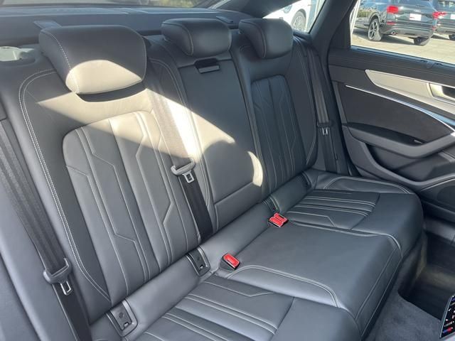 Audi A6 2020-11 13537-17