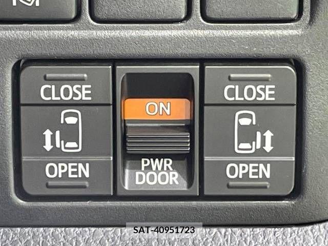 Toyota VOXY 2019-03 346288-6