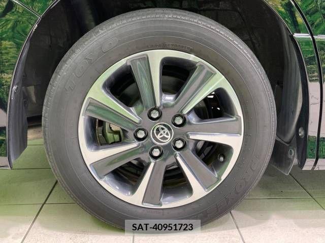 Toyota VOXY 2019-03 346288-13