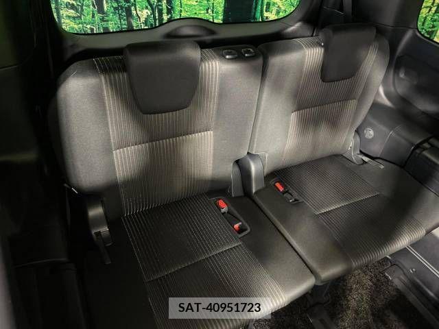Toyota VOXY 2019-03 346288-10