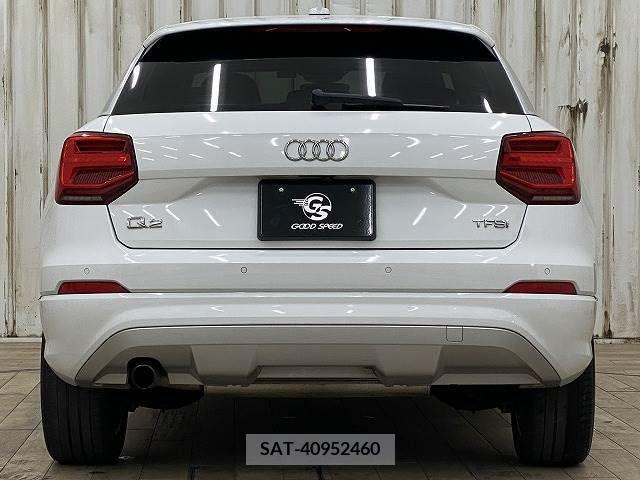 Audi Q2 2017-12 220551-12