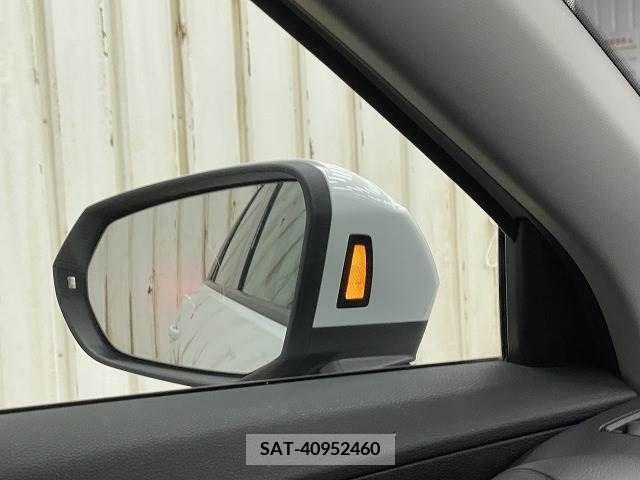 Audi Q2 2017-12 220551-6