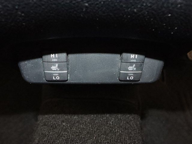 Toyota SIENTA 2016-10 183318-17