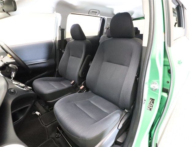 Toyota SIENTA 2016-10 183318-5