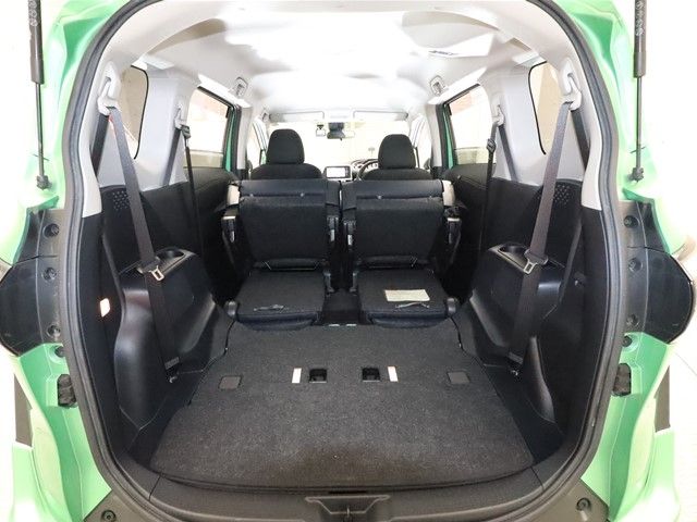 Toyota SIENTA 2016-10 183318-8