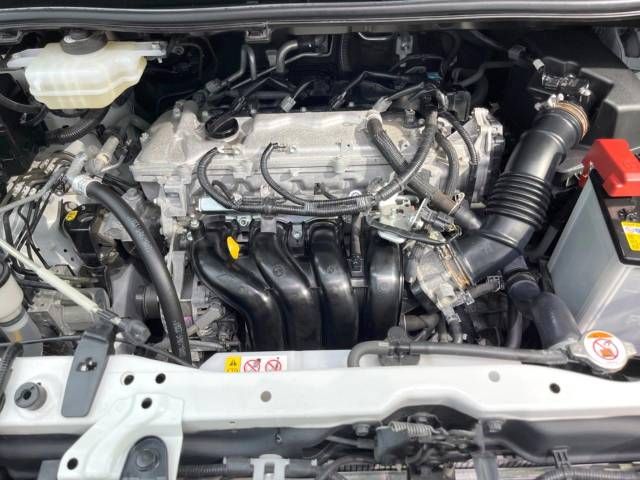 Toyota NOAH 2018-06 186786-18