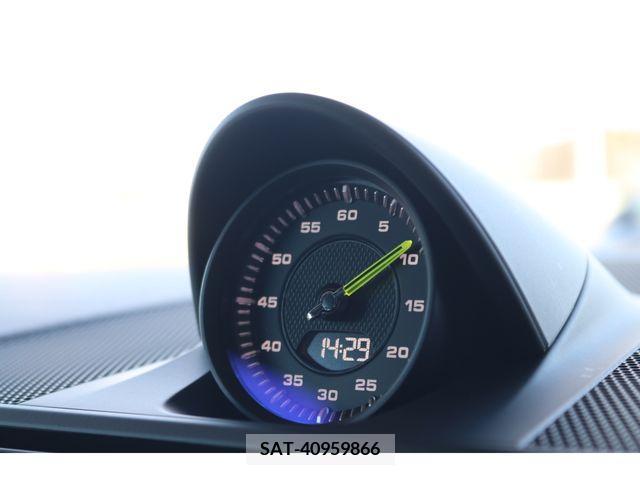 Porsche PANAMERA 2018-03 209567-22