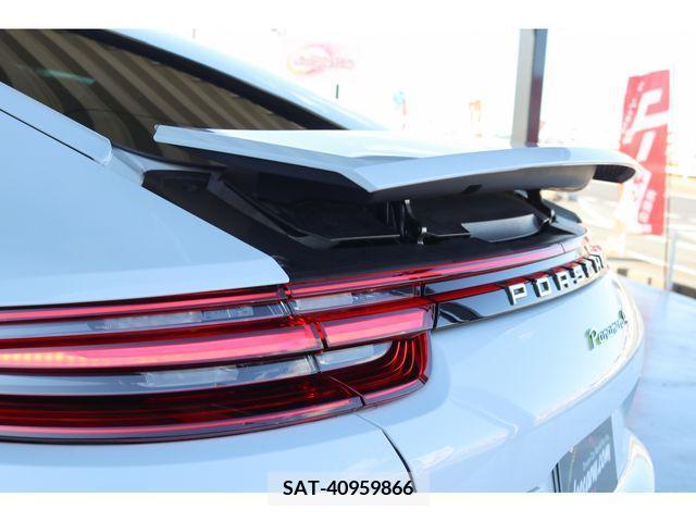 Porsche PANAMERA 2018-03 209567-12