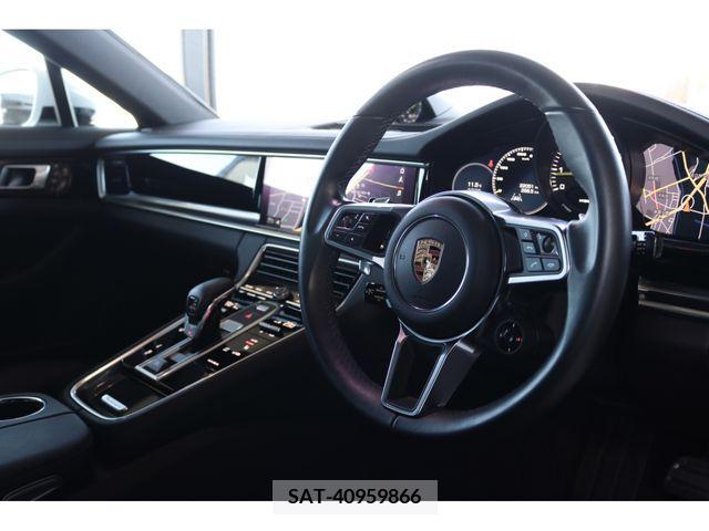 Porsche PANAMERA 2018-03 209567-15