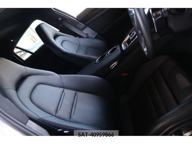 Porsche PANAMERA 2018-03 209567-16