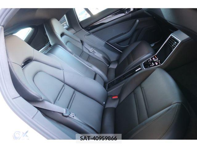 Porsche PANAMERA 2018-03 209567-26
