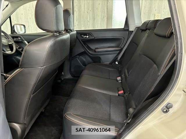 Subaru FORESTER 2015-08 390936-23