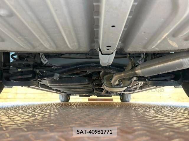 Toyota ESQUIRE 2019-11 220559-19