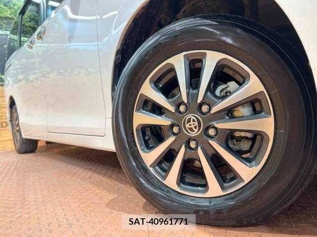 Toyota ESQUIRE 2019-11 220559-13