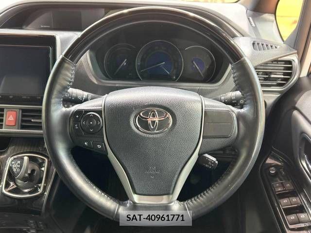Toyota ESQUIRE 2019-11 220559-11