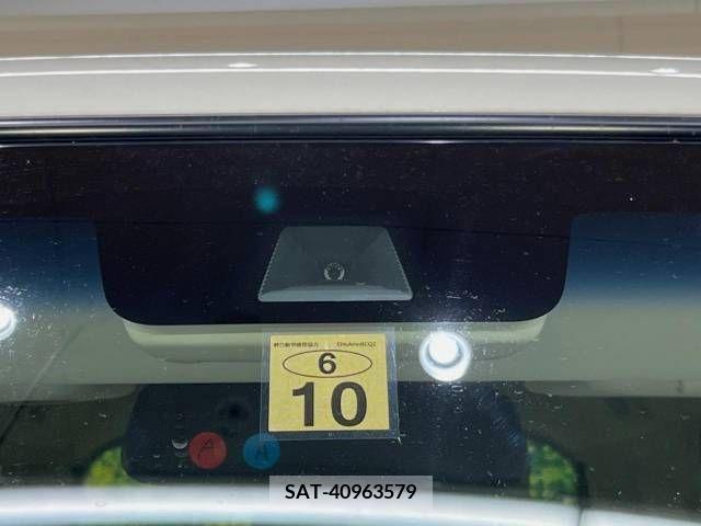 Honda N BOX 2017-10 346927-2