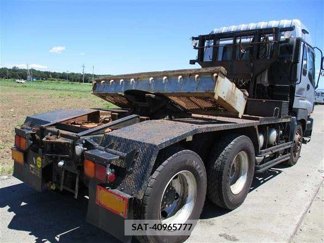 Isuzu GIGA 2003-11 271122-2