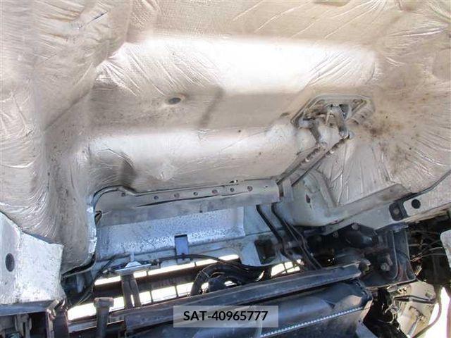 Isuzu GIGA 2003-11 271122-17