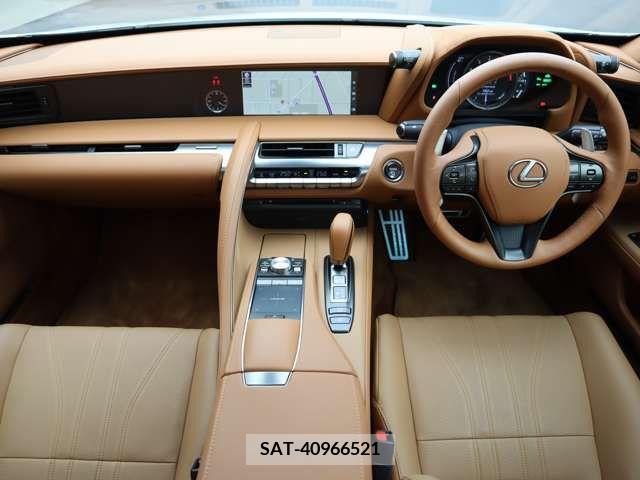 Lexus LC 2022-10 304804-7