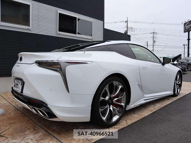 Lexus LC 2022-10 304804-6
