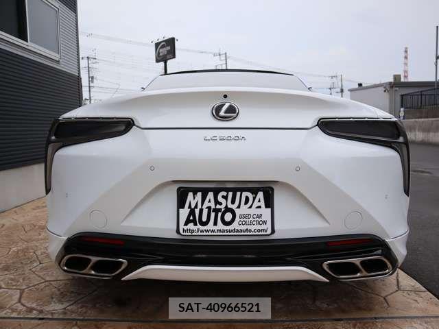 Lexus LC 2022-10 304804-5
