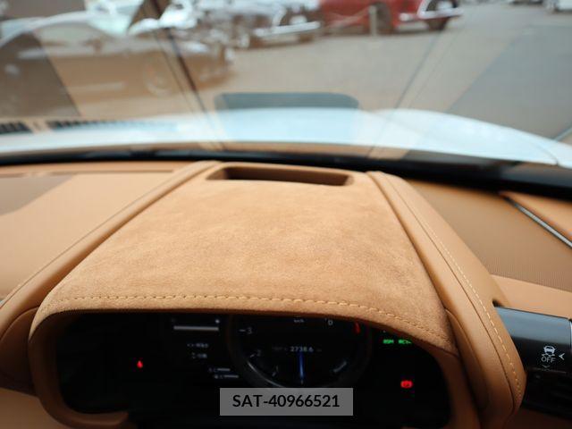 Lexus LC 2022-10 304804-18