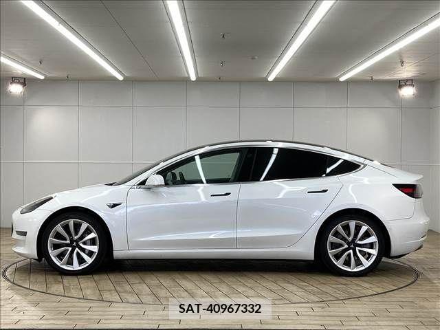 Tesla MODEL 3 2020-09 287609-15
